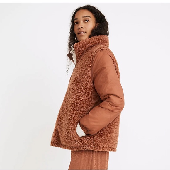 COPY - Madewell Reversible Puffer Sherpa jacket - Picture 6 of 7